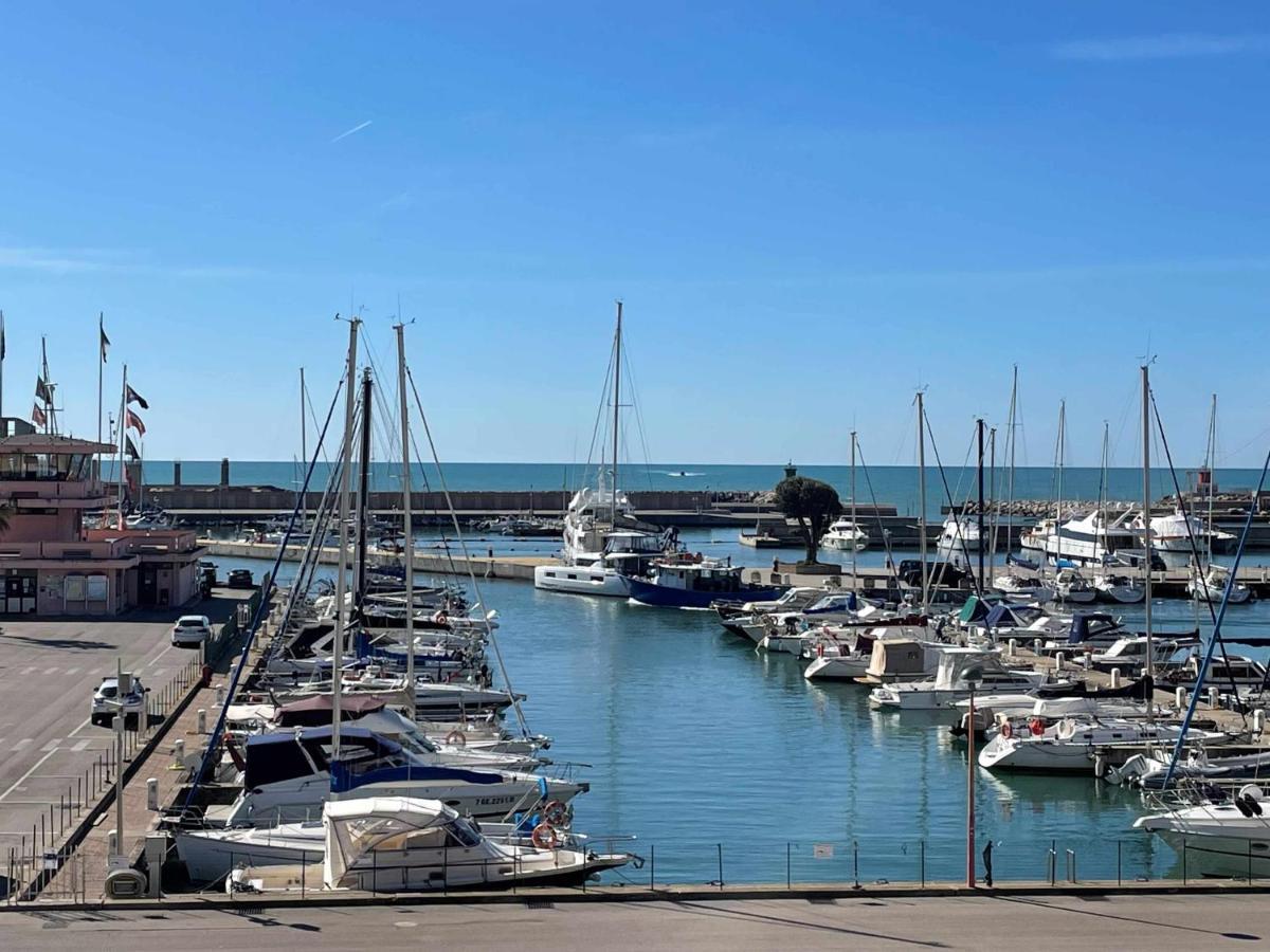 Borgo Damare Nettuno Vista Mare Apartment Екстериор снимка