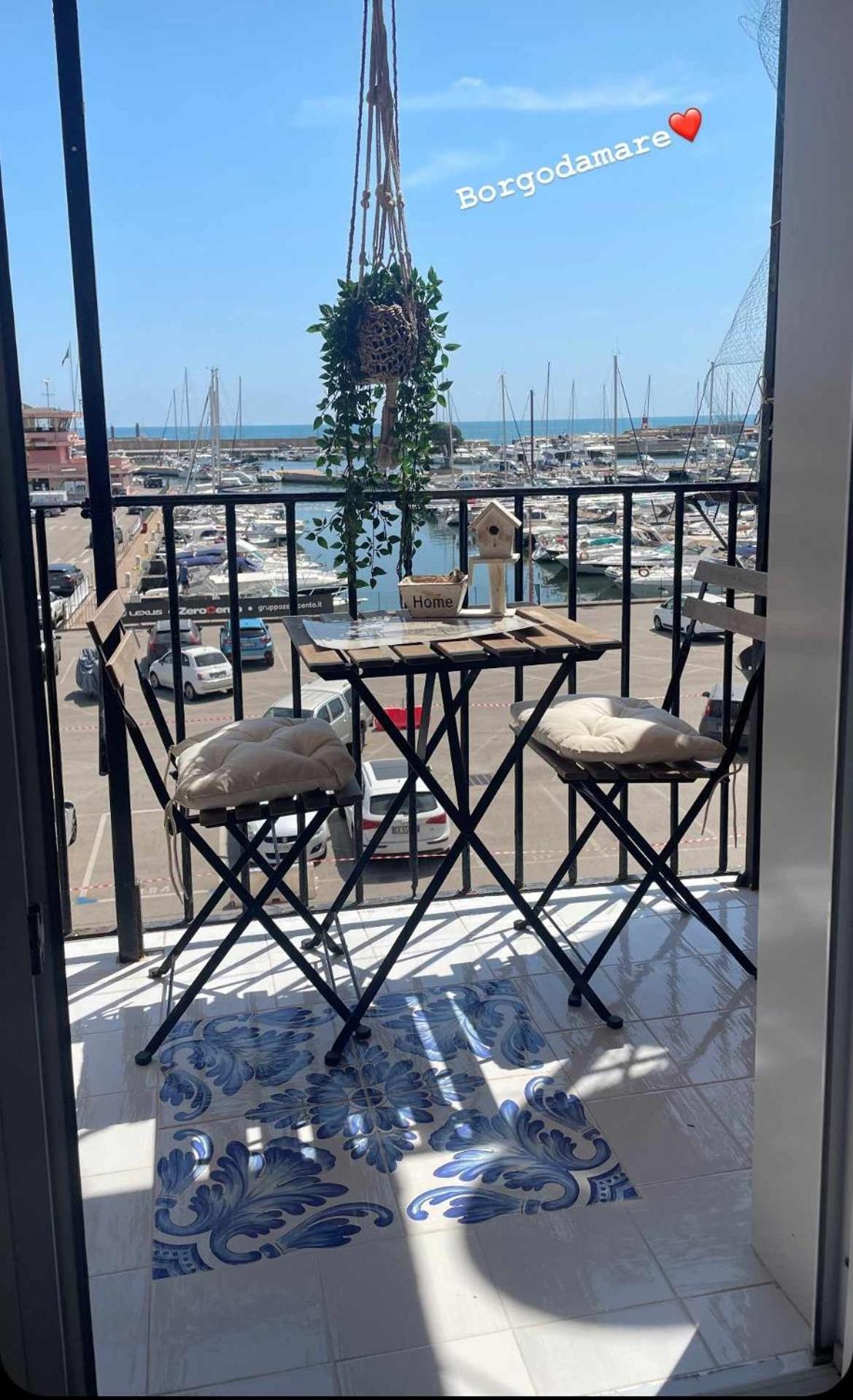 Borgo Damare Nettuno Vista Mare Apartment Екстериор снимка